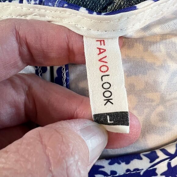 Ginny Blue and white mandala dress - Picture 7 of 11